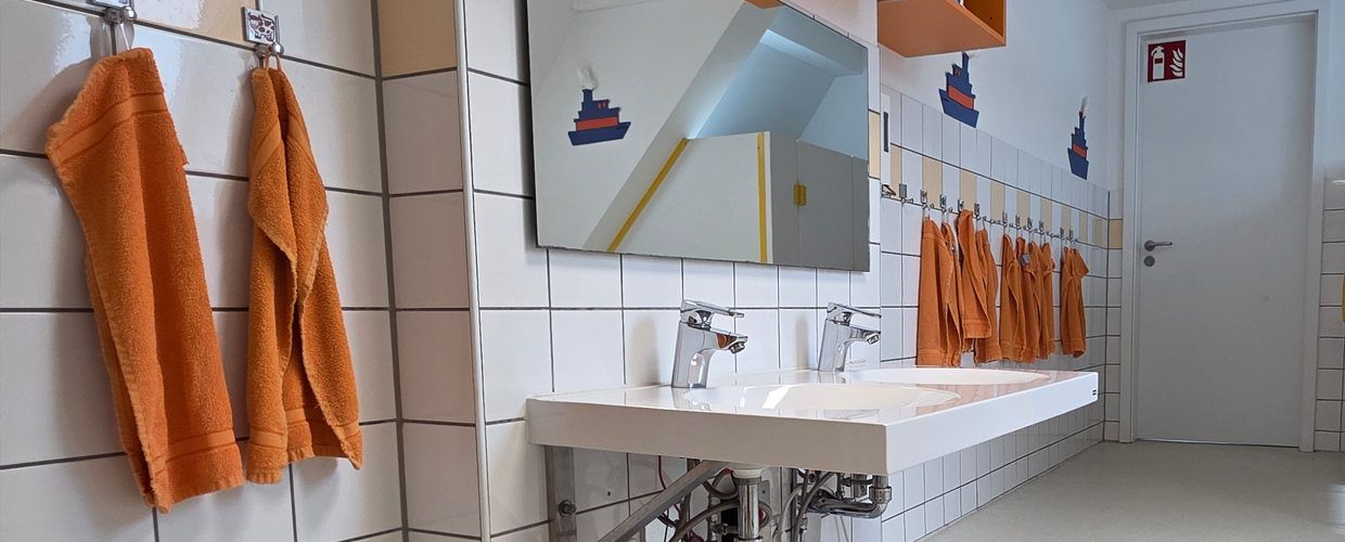 Kindertagesstätte Alte Mangersreuther Schule in Kulmbach, Waschräume